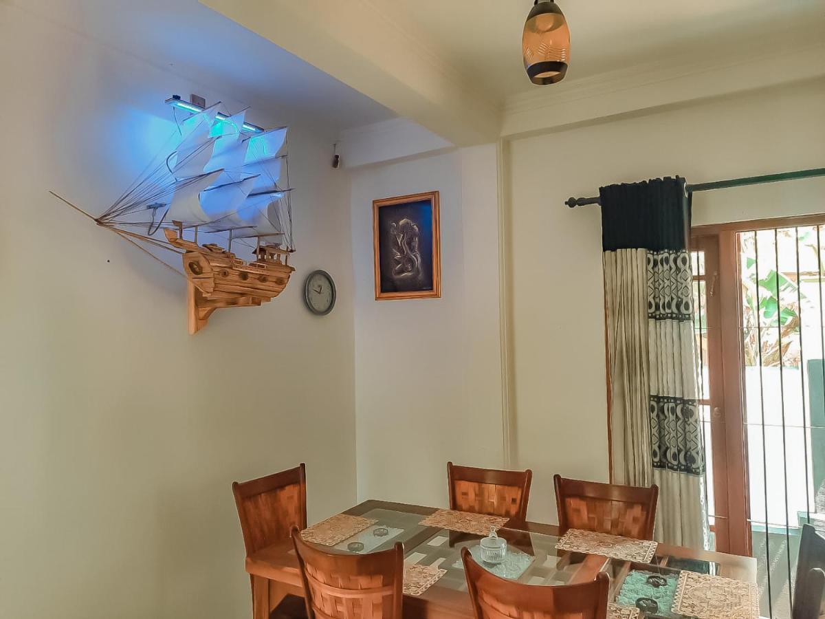 Hotel White House Ratnapura Kültér fotó