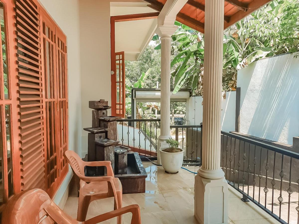 Hotel White House Ratnapura Kültér fotó