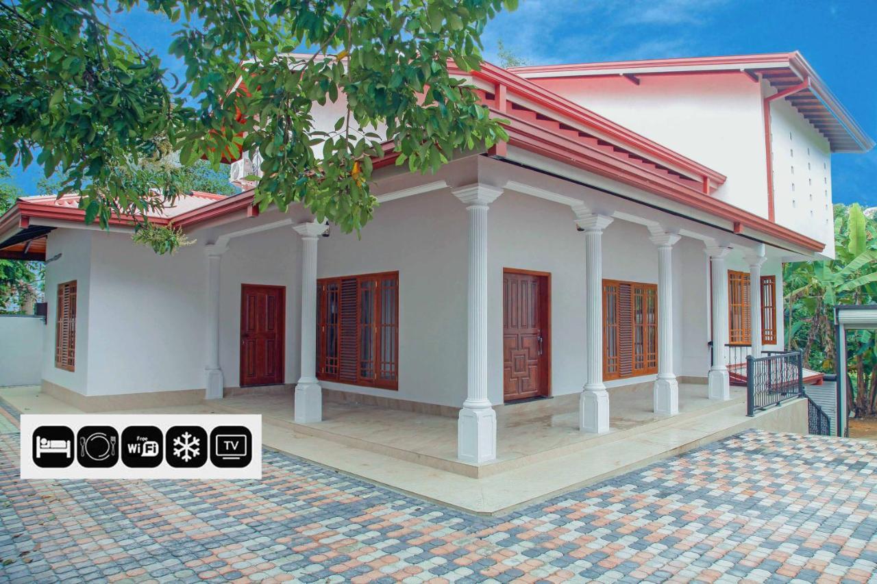 Hotel White House Ratnapura Kültér fotó